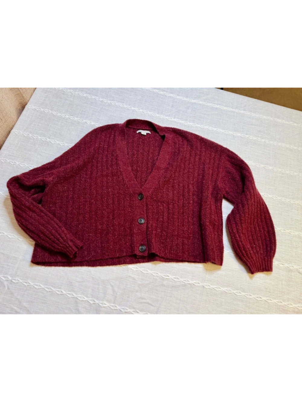 American eagle cropped cardigan sweater maroon women’s medium